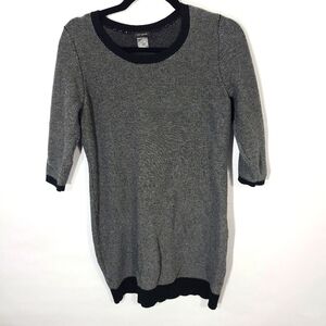 Ann‎ Taylor Women's Size Medium M Gray and Black Sweater Dress